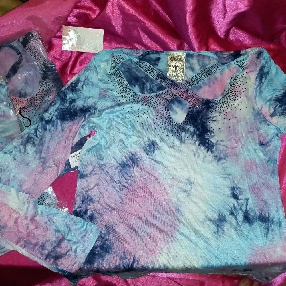Vocal Tie Dye Cross Shirt NWT